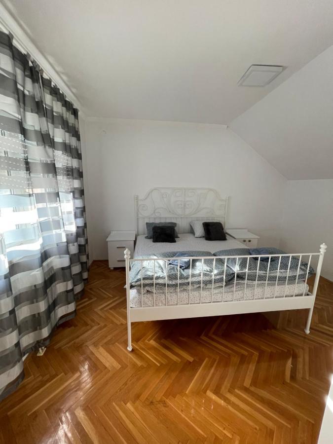 Apartment Cactus 021 Novi Sad Esterno foto