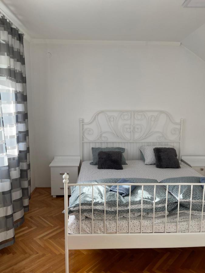 Apartment Cactus 021 Novi Sad Esterno foto